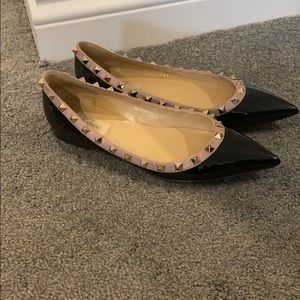 Valentino Garavani 
Rockstud Ballerina Flat